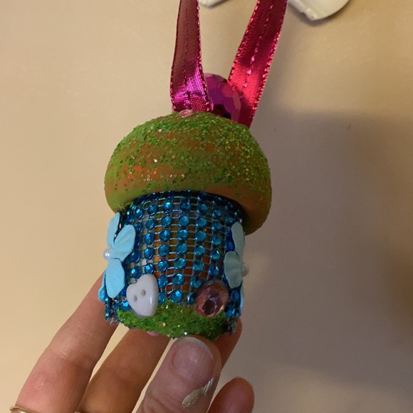 Holiday Fairy Mushroom - Picture 4 of 6